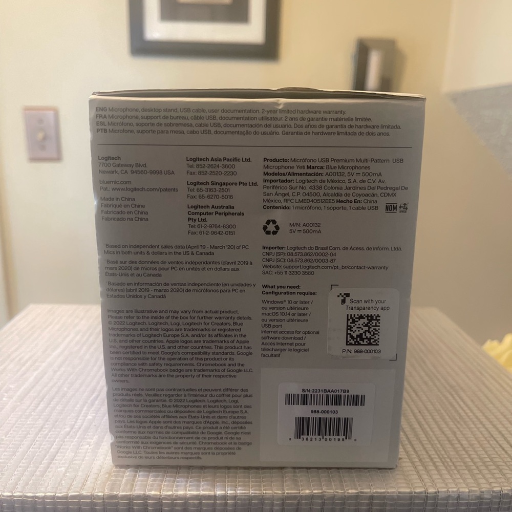 Blue Yeti Microphone - Picture 3 of 4